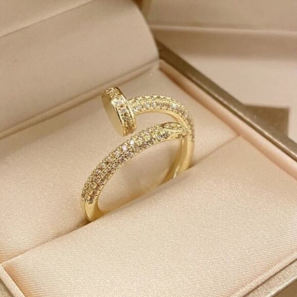 Gold Plated Nail Screw Cubic Zircon Crystal Rhinestone Ring - Picture 8 of 9